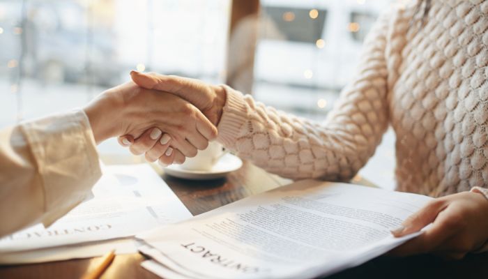 Wzory umów founderskich i umów B2B